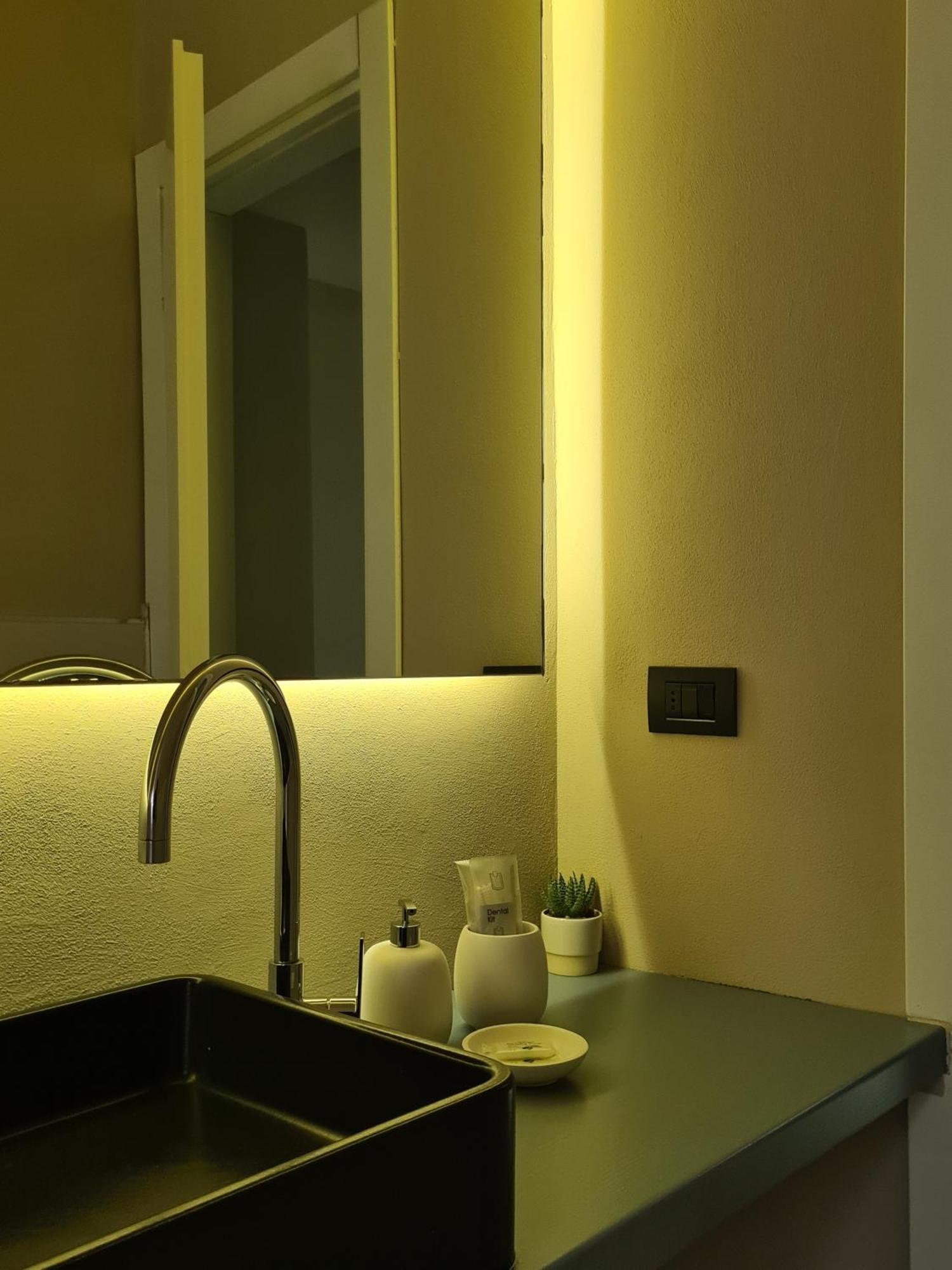 Serendipity Rooms - Navigli ميلان المظهر الخارجي الصورة